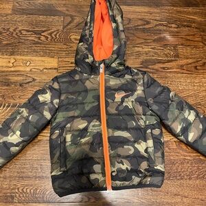 NIKE Brand Camouflage Puffer Jacket with Orange Accents